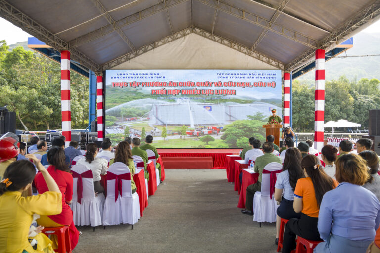 “THỰC HIỆN PHƯƠNG ÁN CHỮA CHÁY CỨU HỘ CỨU NẠN PHỐI HỢP NHIỀU LỰC LƯỢNG” Ở PETROLIMEX (30/3/2023)